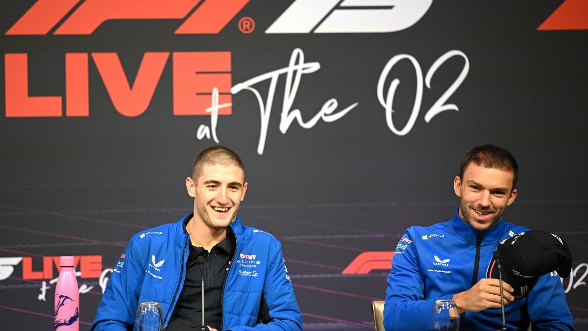 Jack Doohan y Pierre Gasly, durante la rueda de prensa de la F1 en Londres