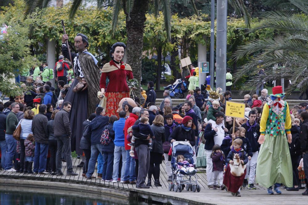 Plantada de gegants i cercavila a Girona