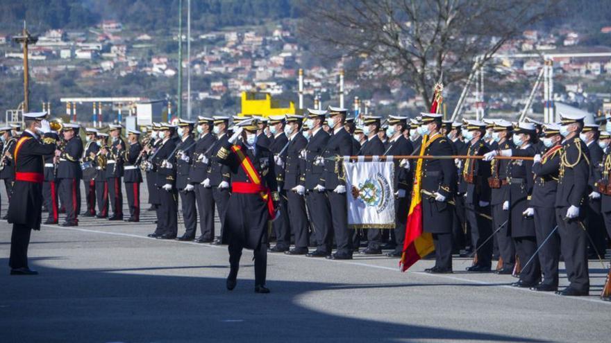 Jura de bandera de 42 alumnos de la Escuela Naval Militar