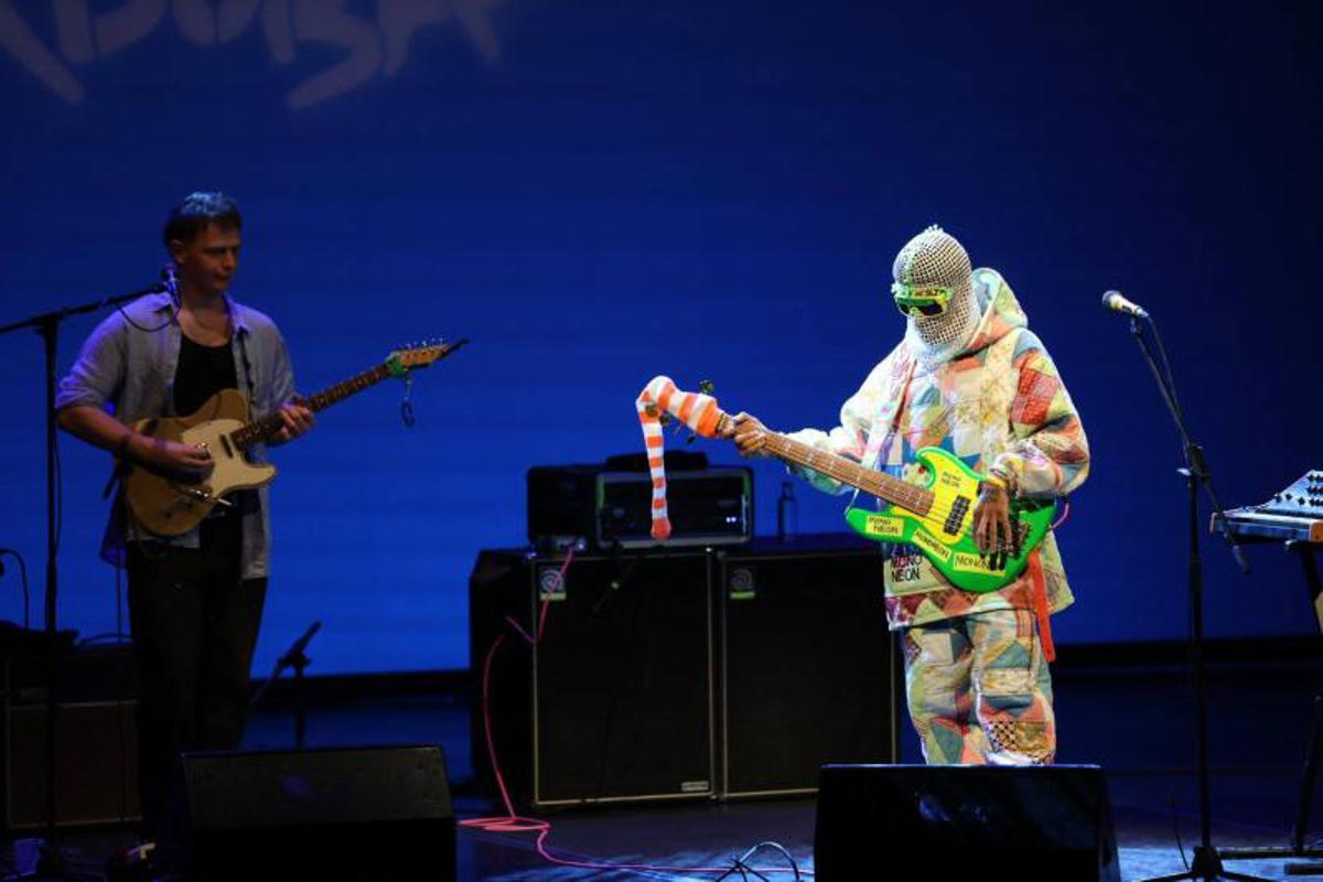 Un viaje del funk experimental al flamenco