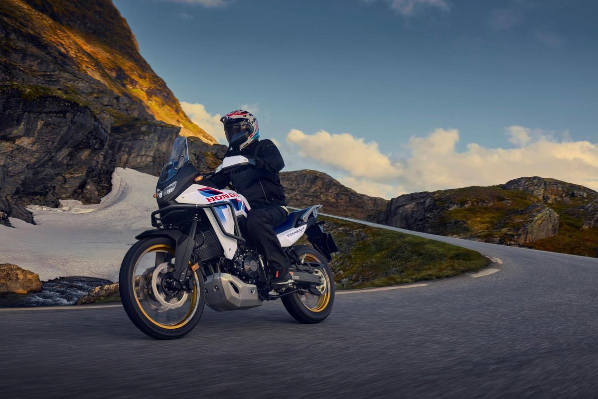 Honda E-Clutch: cambiar sin pensar, conducir sintiendo