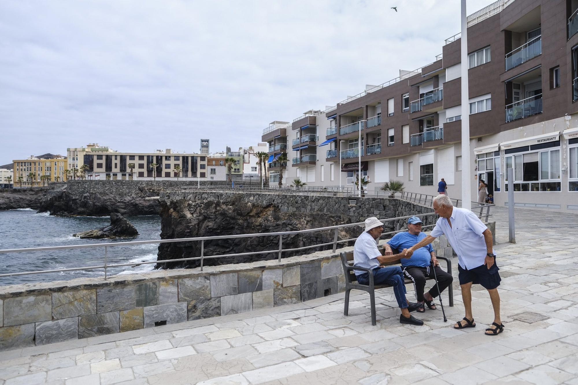 Una mañana de julio en el Paseo de Las Canteras y El Confital