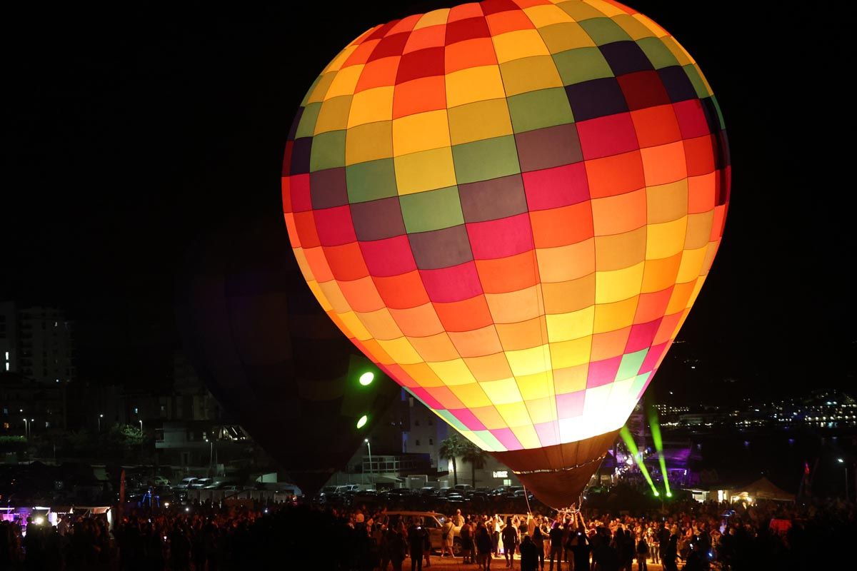 Todas las imágenes del festival de globos aerostáticos en Ibiza