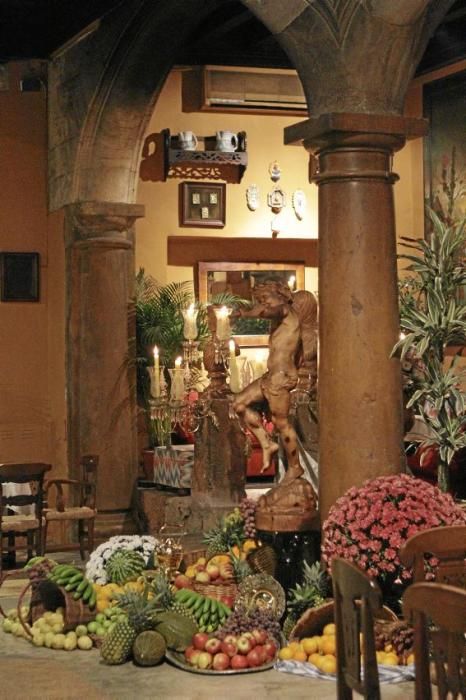 Im Ábaco, Palmas wohl opulentester Bar, haben schon Generationen über die hohe Rechnung gestaunt. Nun soll die legendäre Touristenfalle ab 2020 einem Hotel weichen.