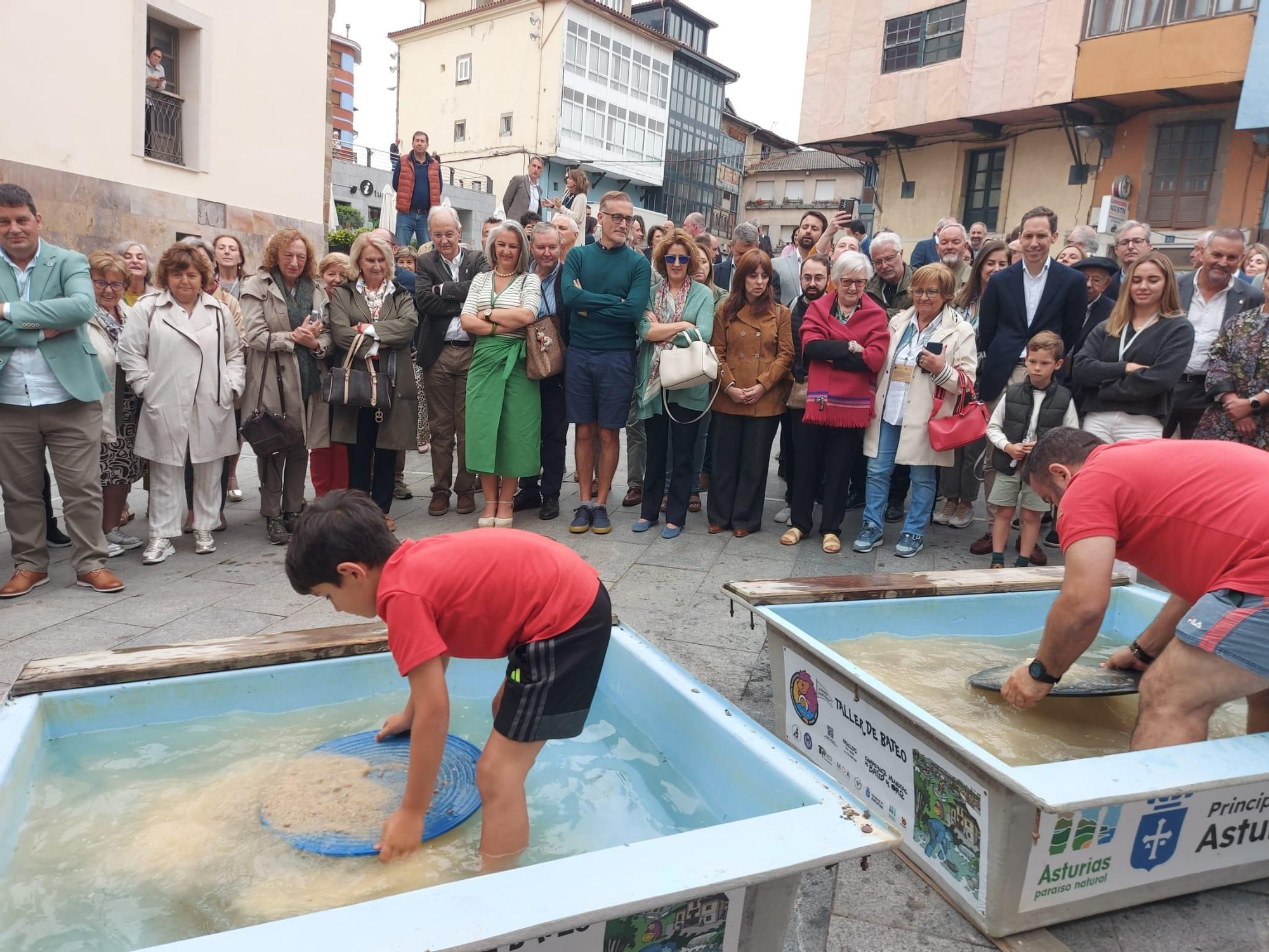 En imágenes: Así fue el XIV Encuentro de Pueblos Ejemplares, que se celebró en Tineo