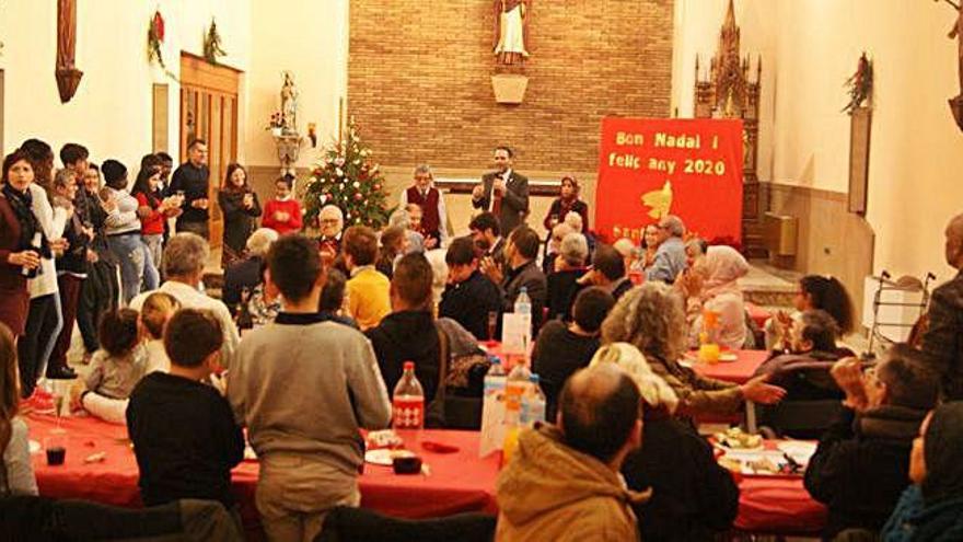 350 ancians, nouvinguts i refugiats al dinar de  Nadal de Sant Egidi