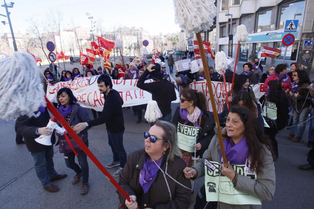 Protesta del col·lectiu de les netejadores a Giron