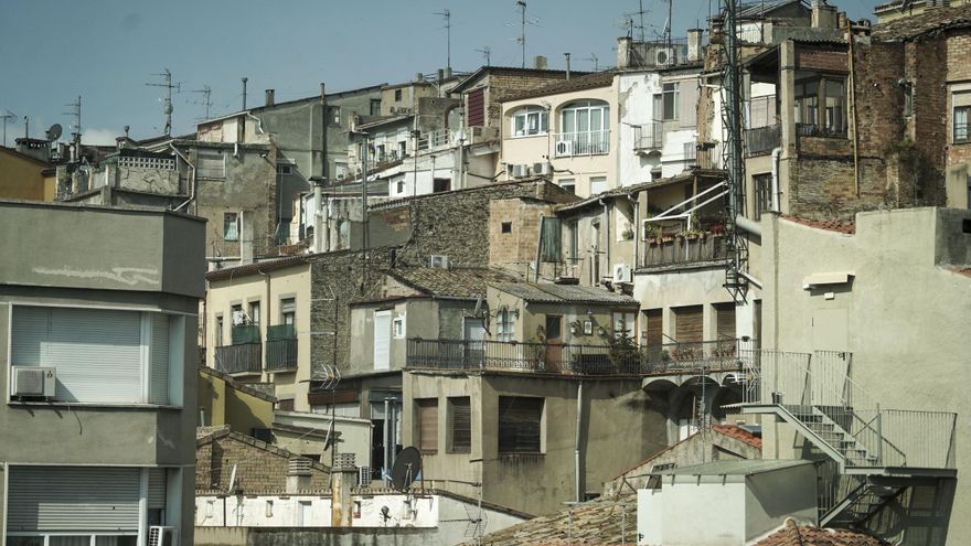 Rehabilitar el barri antic: Aloy, Bacardit i Alonso opinen com a arquitectes i polítics