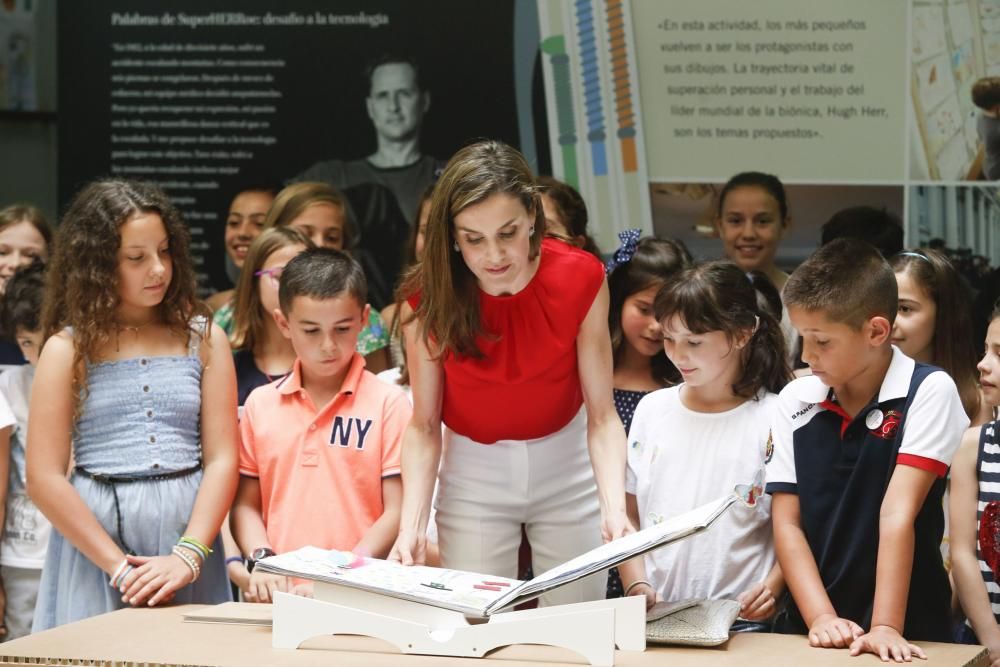 Visita de la Reina Letizia al colegio Quirinal