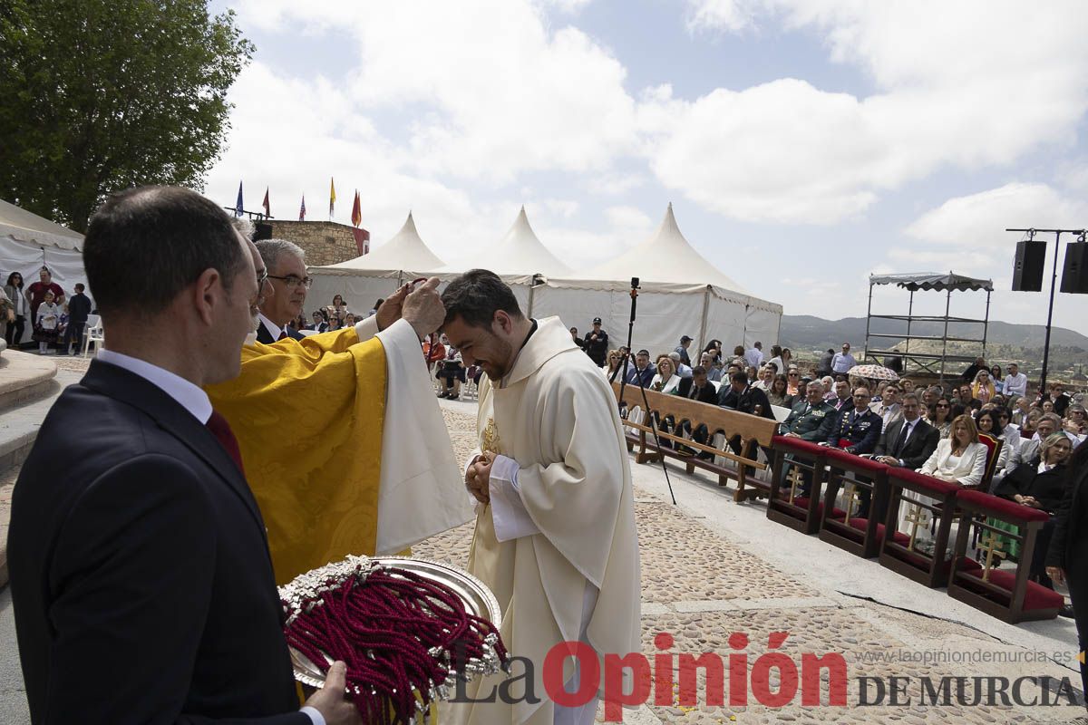 Fiestas de Caravaca | Imposición de cruces a los nuevos hermanos cofrades de la Vera Cruz