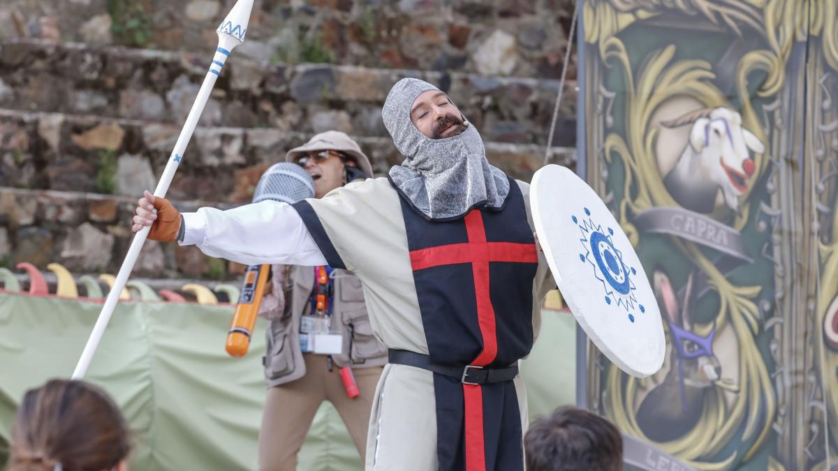 La representación de la leyenda de San Jorge en San Blas.