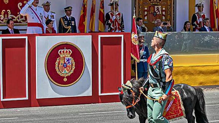 Sevilla Desfilada a la festa de les Forces Armades