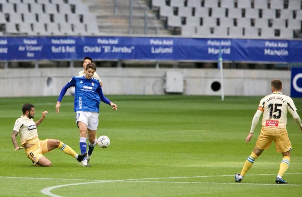 El partido entre el Real Oviedo y el Espanyol, en imágenes