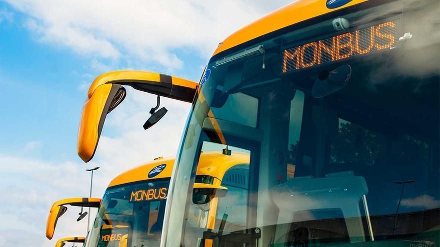 O BNG demanda rutas de bus máis curtas e rápidas cara Santiago dende Fisterra e Muxía