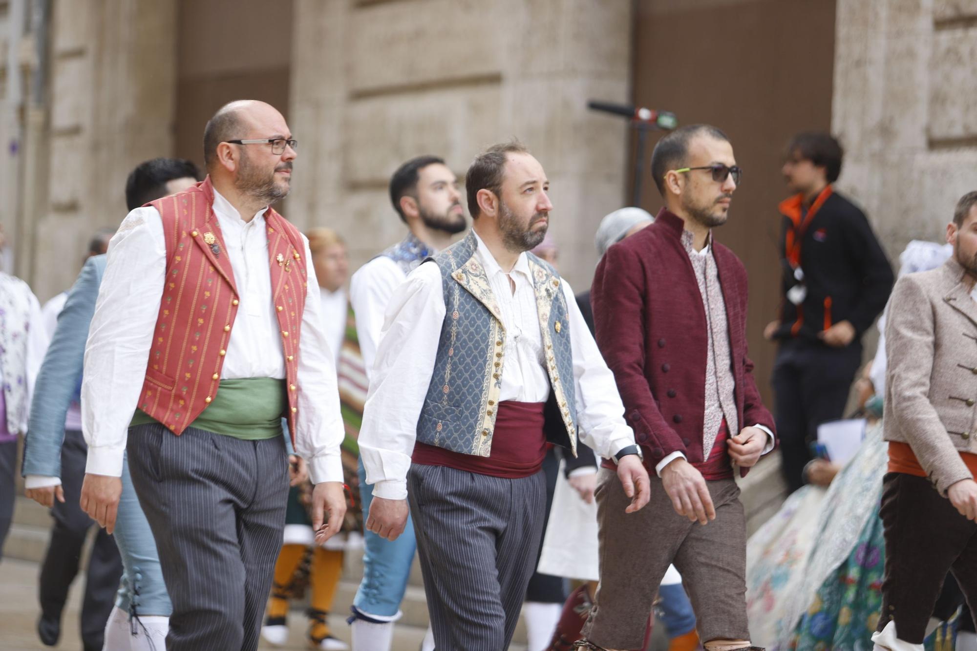 Búscate en el segundo día de la Ofrenda en la calle San Vicente hasta las 17 horas