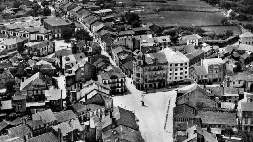 Imagen antigua del casco urbano de A Estrada en 1962. // Imagen cedida por Fotos Antigas Estrada