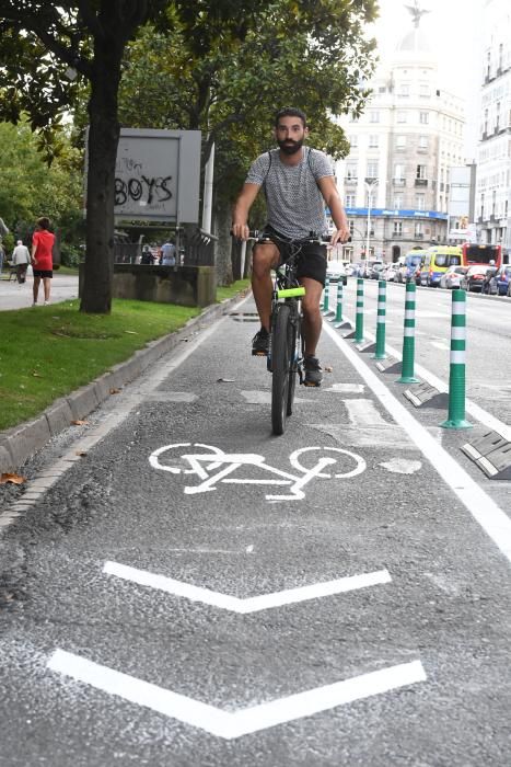 A Coruña estrena un nuevo tramo de carril bici