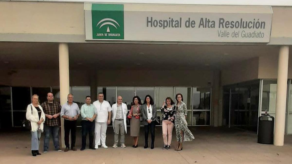 Visita de la delegada de Salud al hospital del Guadiato.