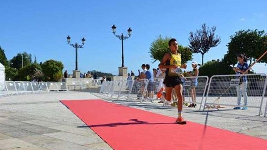 Jorge González, en la carrera de A Pobra.