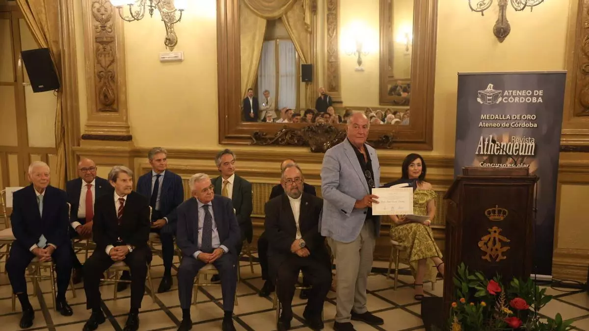 El Ateneo de Córdoba entrega sus Fiambreras de Plata a nueve referentes de la cultura, la ciencia y el compromiso social