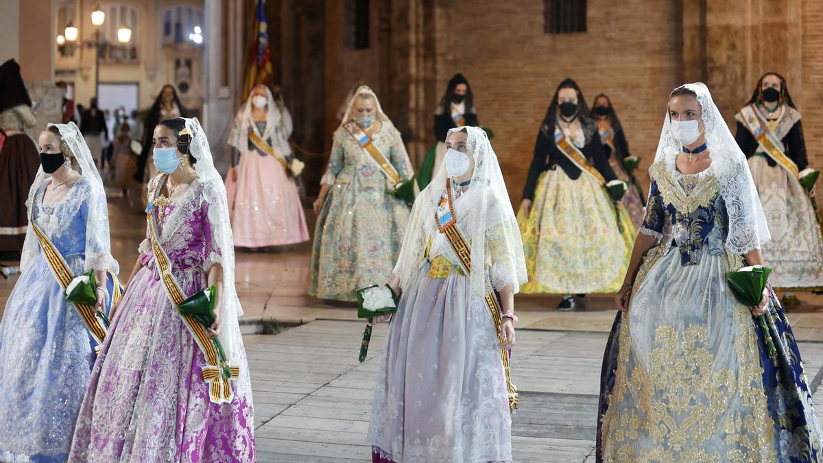 Búscate en el primer día de Ofrenda por las calles del Mar y Avellanas entre las 21:00 y 22:00 horas