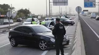 Detenido en Elche un conductor a la fuga que casi atropella a 20 personas en un polígono de Alicante