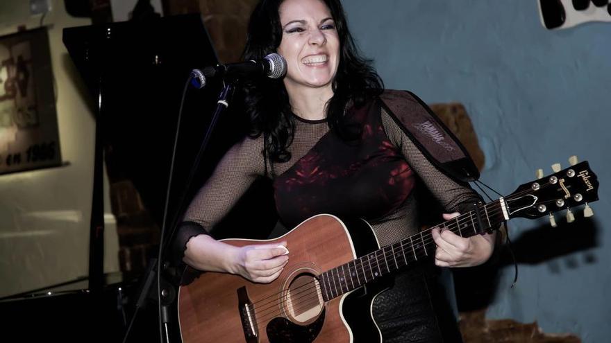 Susana&#039; Re, presenta su disco ´Nada se detiene´ en acústico