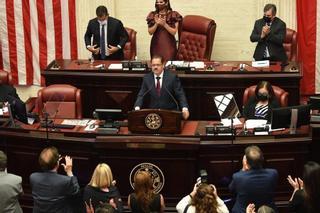 El Senado de Puerto Rico prohíbe el aborto a partir de las 22 semanas de gestación