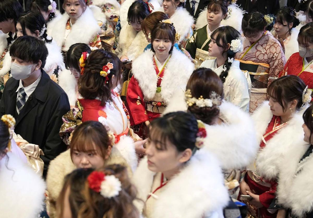 Celebración de la ceremonia del Día de la mayoría de edad en Yokohama, Japón.