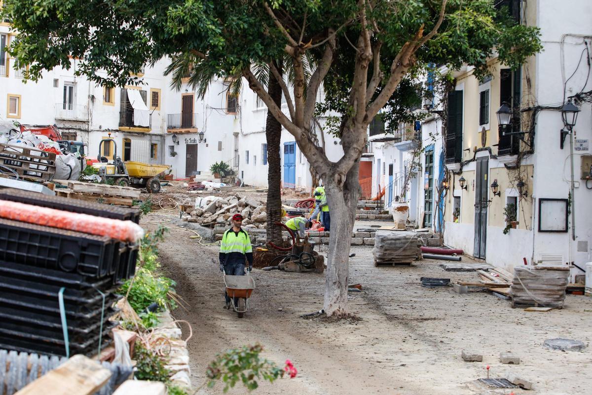 Galería de imágenes de las obras en el casco histórico de Ibiza Galería de imágenes de las obras en el casco histórico de Ibiza