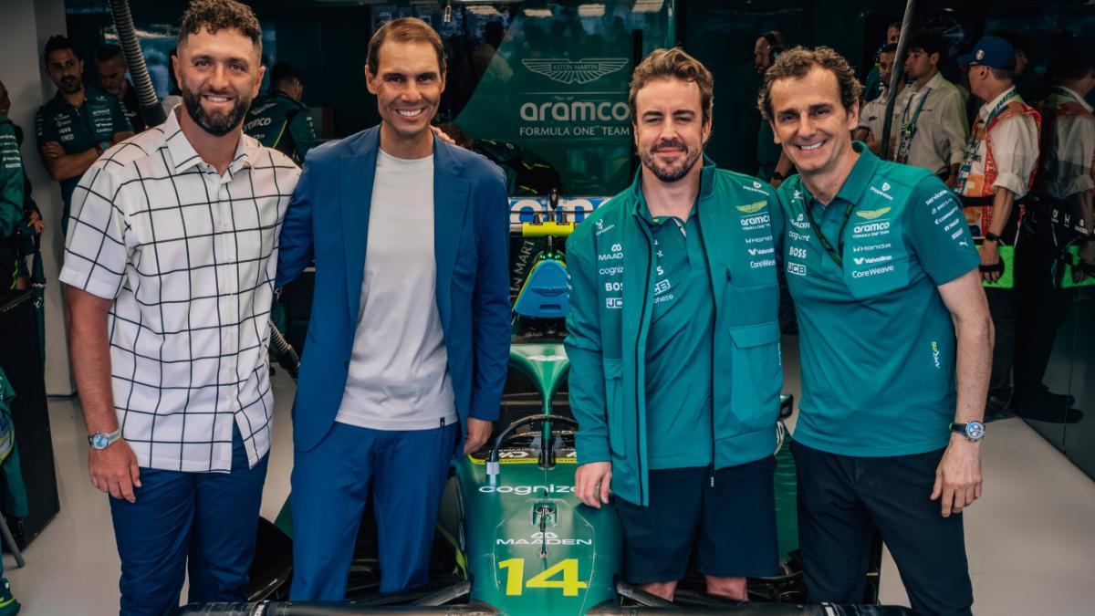 Rahm y Nadal, con Alonso y De la Rosa en el box de Aston Martin en Miami