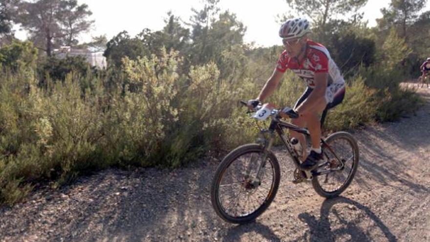 Jordi Cardona durante la prueba celebrada ayer.