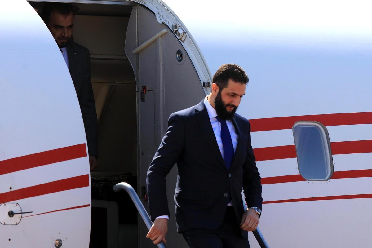El presidente sirio, Ahmed Al Sharaa, forma un nuevo Gobierno de transición