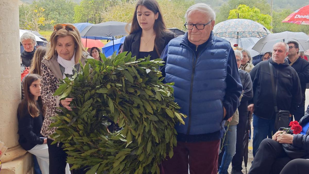 FOTOS | Unas 300 personas rinden homenaje a las víctimas de la represión en Son Coletes