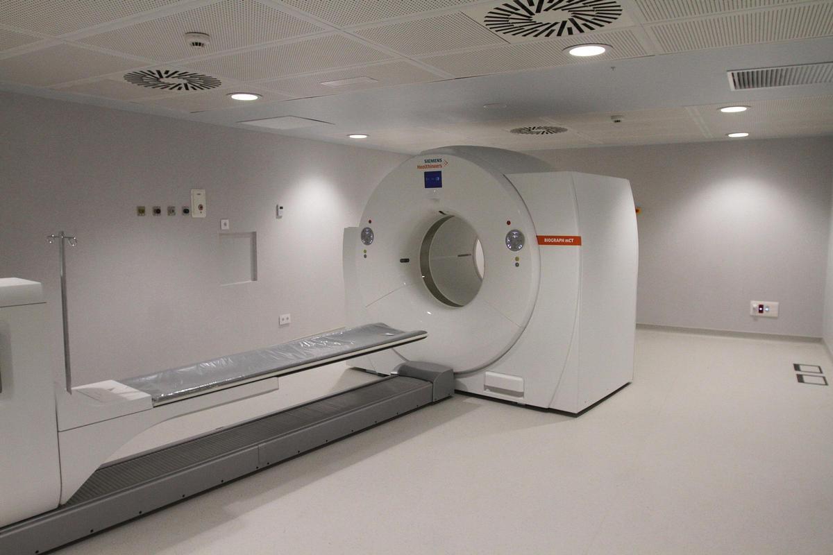 El equipo PET instalado en el hospital de Ourense ha costado 1,5 millones de euros.