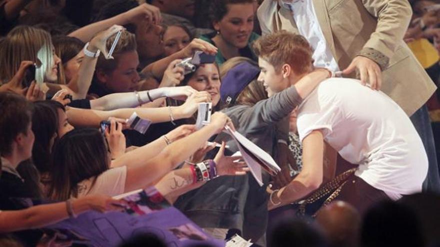 Justin Bieber tiene un contacto constante con las fans.