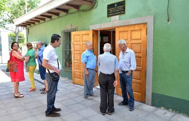 CENTRO MAYORES TELDE REUNION DIRECTORA GENERAL