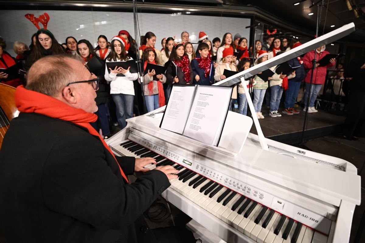 El Corte Inglés de Elche da la bienvenida a la Navidad