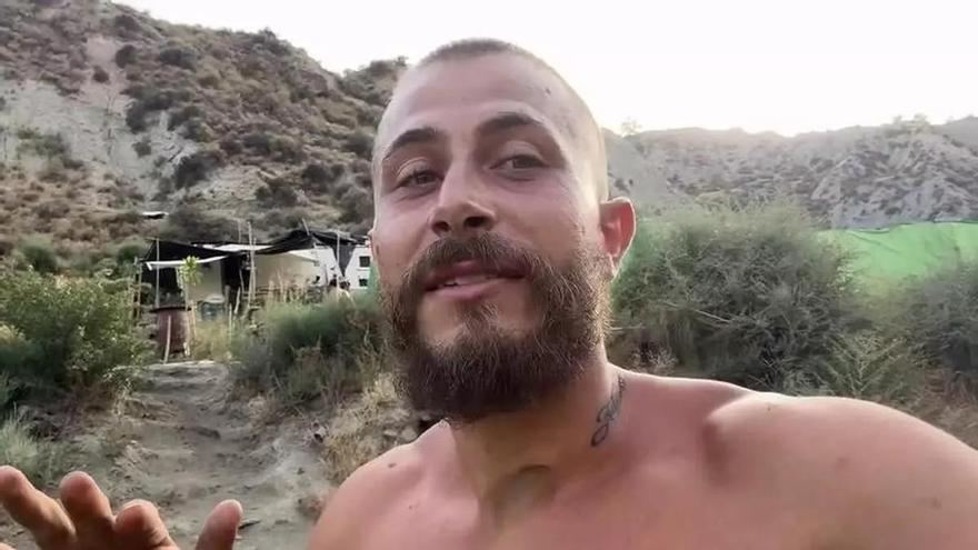 Així està transformant Alberto Rosati el seu terreny després de mesos de feina: "Avançar el que es pugui a poc a poc i cada dia; ja va agafant millor forma"