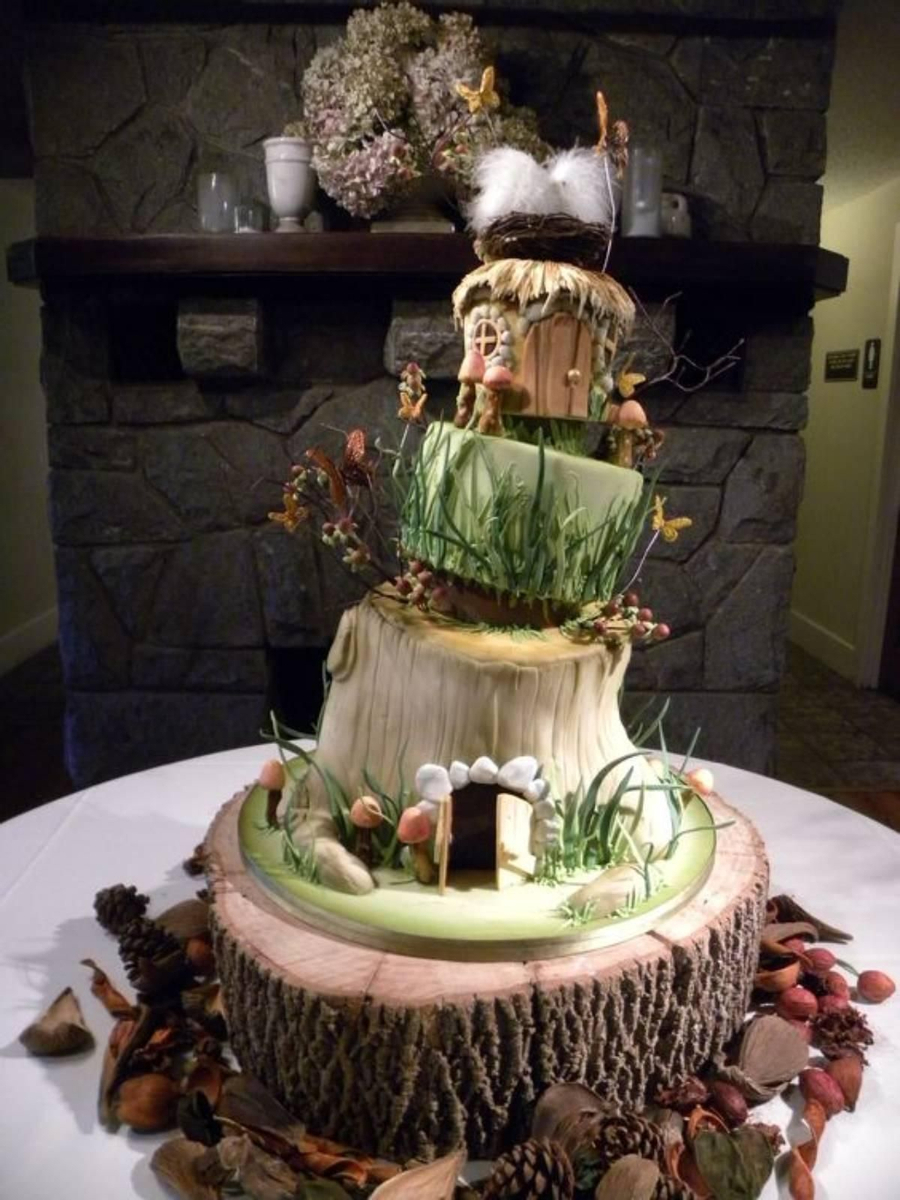 Tarta de bodas inspirada en los cuentos de hadas