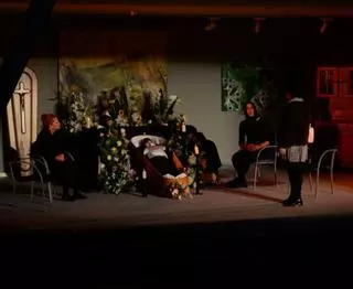 DOA Saúde Mental sube al escenario a sus usuarios con «Os cravos de prata»