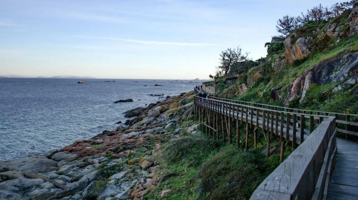 Esta ruta a orillas del mar te descubrirá un entorno único.