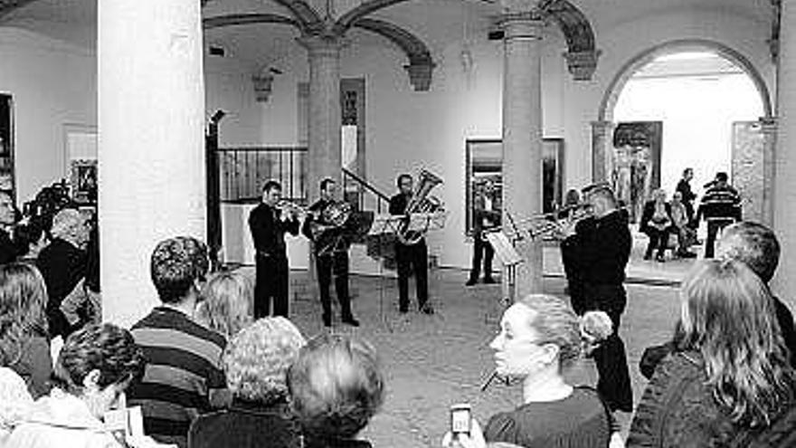 Un concierto en el Bellas Artes en la «Noche blanca».