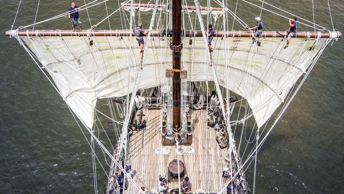 Los interesados podrán subir a bordo de este navío del 8 al 12 de abril.