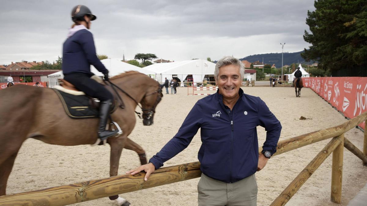 Así se renovó la pista de ensayo de Las Mestas