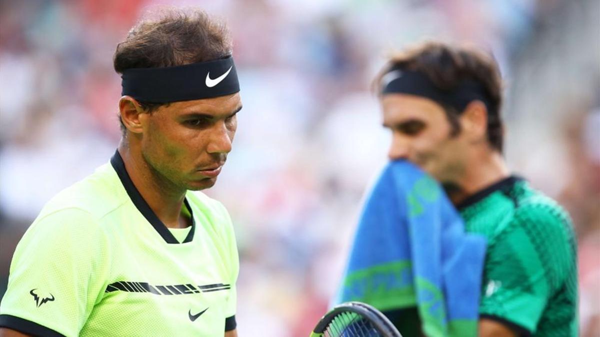 Rafa Nadal y Roger Federer , en la final de Australia