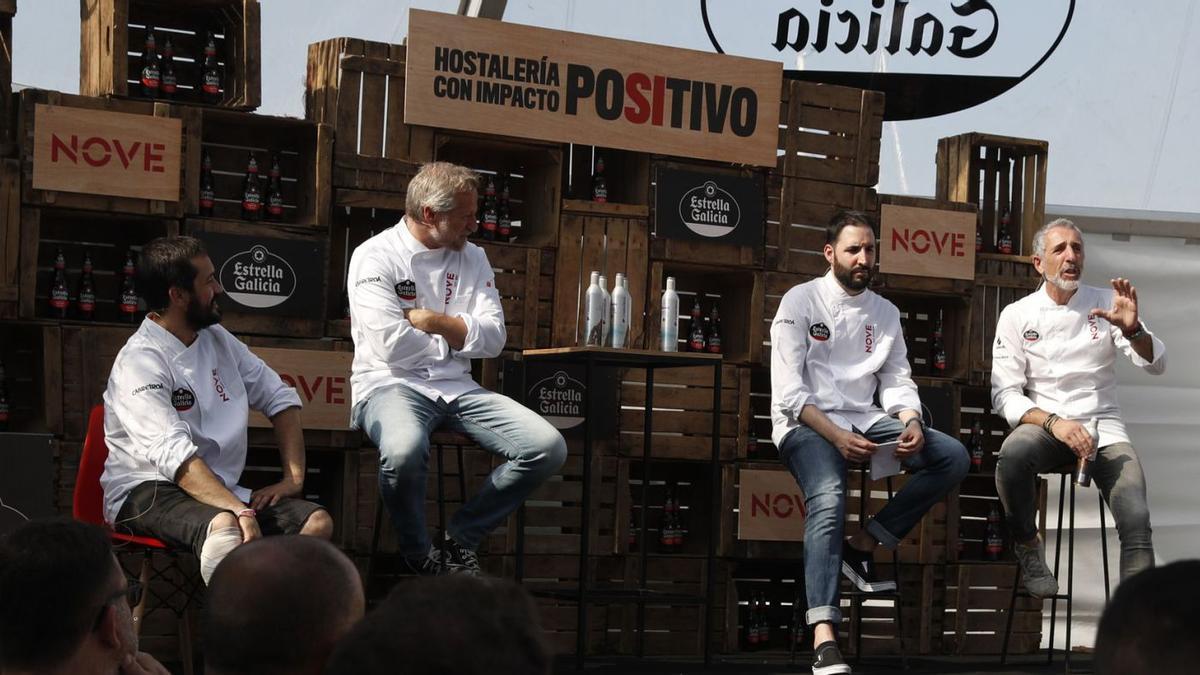 De izdquierda a derecha, Álvaro Villasante, Pepe Vieira, Julio Sotomayor y Pepe Solla, ayer en Vigo. |   // RICARDO GROBAS