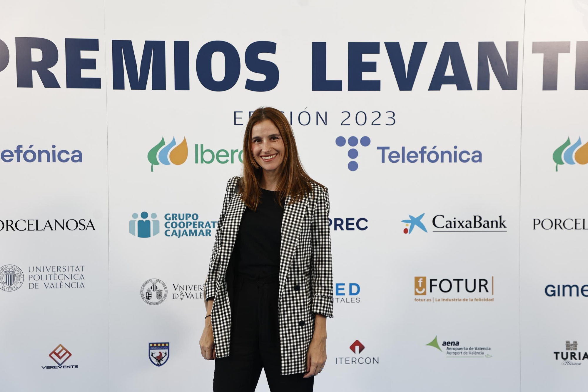 Búscate en la Gala de los Premios Levante 2023