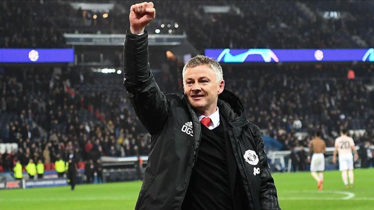 Solskjaer celebrando la victoria contra el PSG