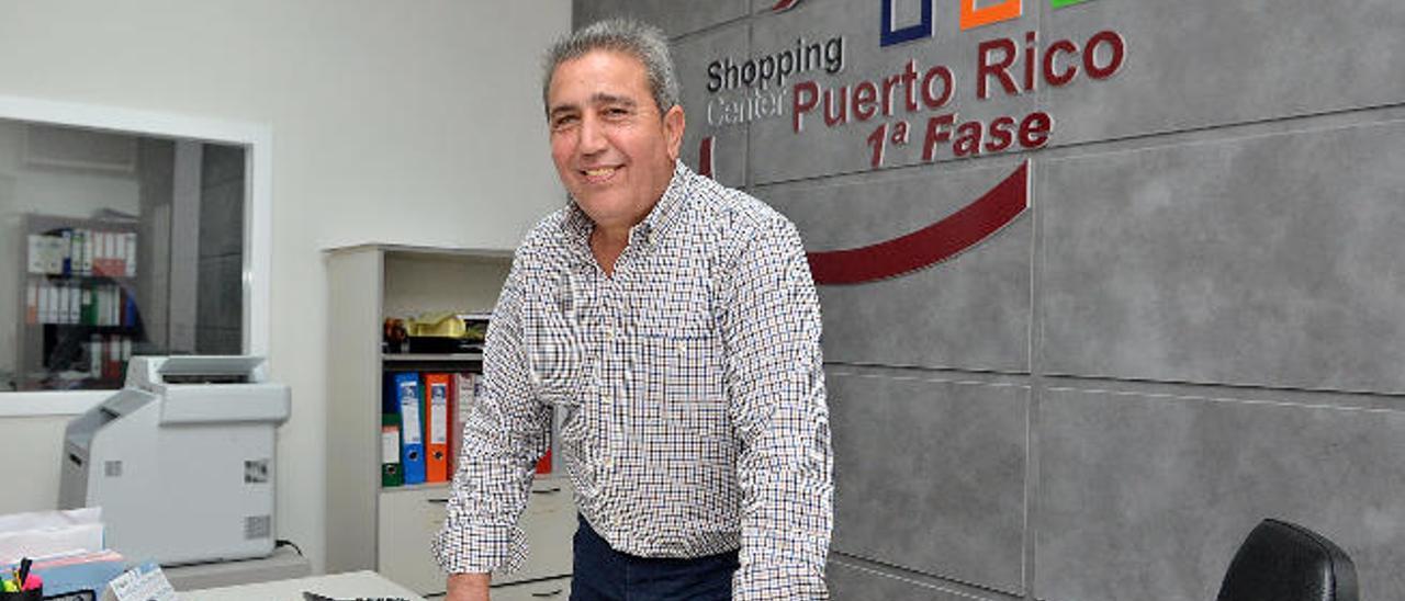 Juan Naranjo, ayer en las oficinas administrativas de la primera fase del centro comercial de Puerto Rico.